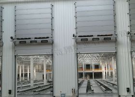 廣州工業(yè)門提升門好用嗎？放不防曬？-廣州奇翔